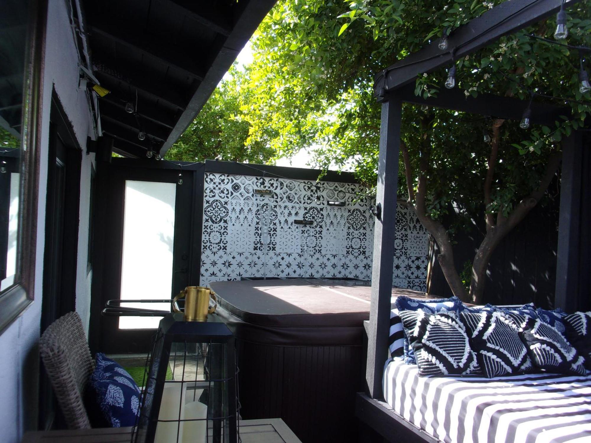 Updated Dwntwn 2Bd Twnhse W/Hot Tub& Private Patio Палм Спринг Екстериор снимка
